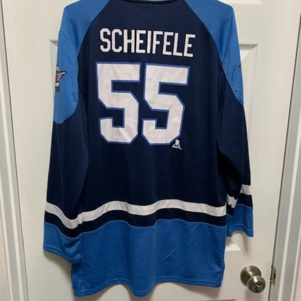 WINNIPEG JETS NHL JERSEY "SCHEIFELE' (SMALL) - Picture 2 of 4